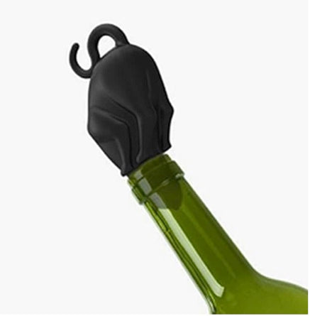 Black Cat Wine Bottle Stopper