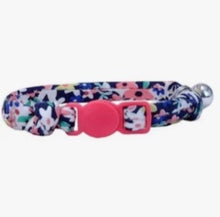 Load image into Gallery viewer, Li&#39;l Pals® Round Kitten Collar, Flowers, 3/8&quot; x 8&quot;
